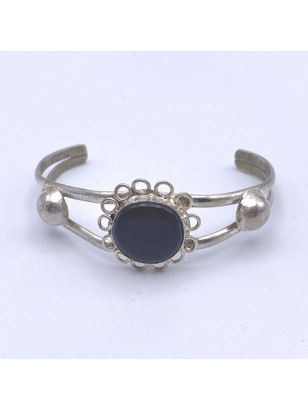 Vintage Alpaca Mexico Sterling Silver and Onyx Open Cuff Bracelet, 6.75